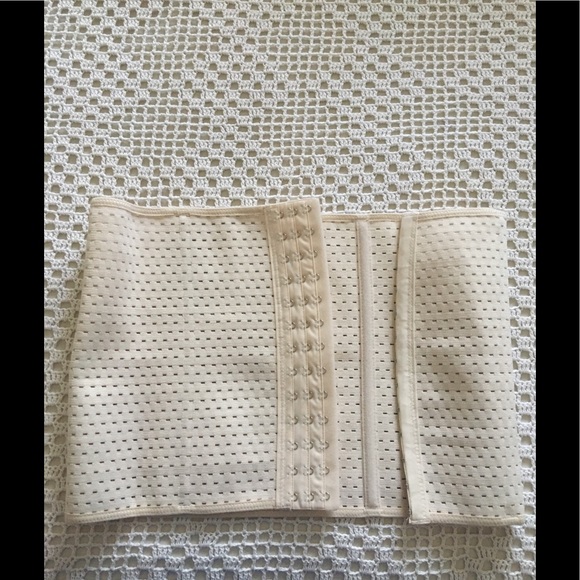 Spank - Picture 2 of 2